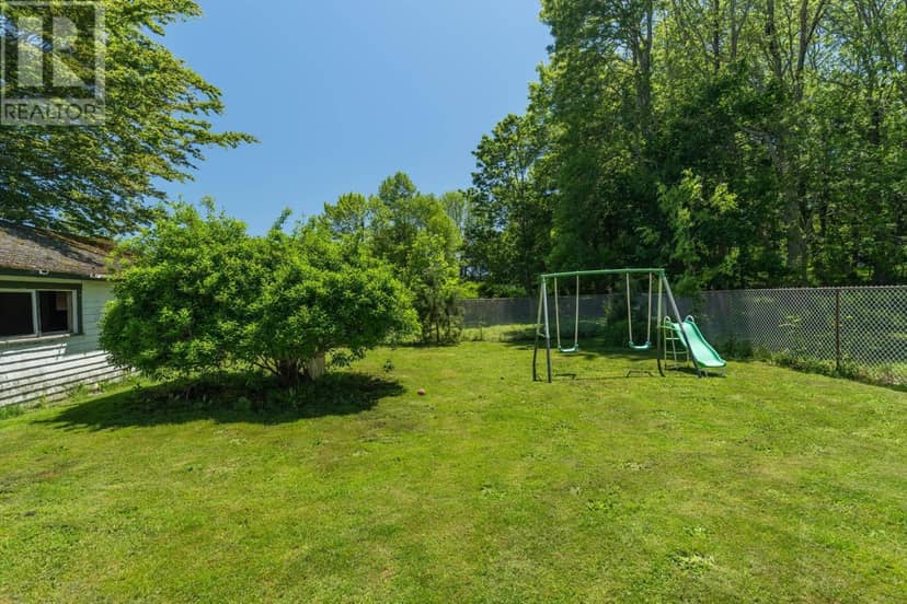61 Forest Street, Yarmouth, photo 7