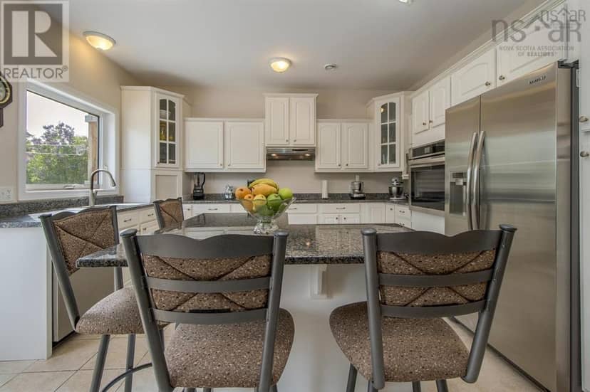 31 Grebe Avenue — photo 18 of 40