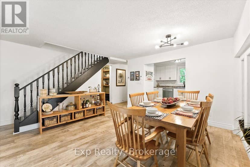 26 Sherbourne Street N — photo 12 of 40