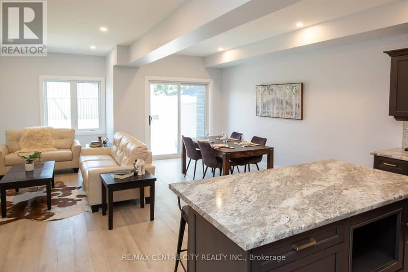 21 - 275 James Street — photo 12 of 27