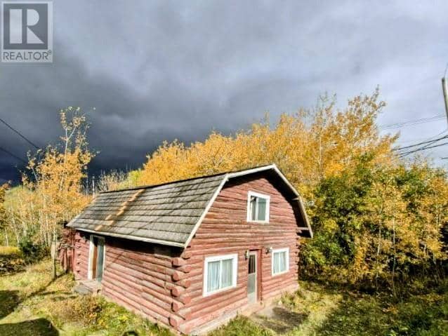 25 Chapel Hill Road, Deer Lake, photo 2