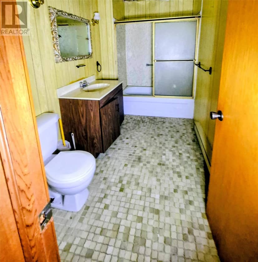 25 Chapel Hill Road, Deer Lake, photo 6