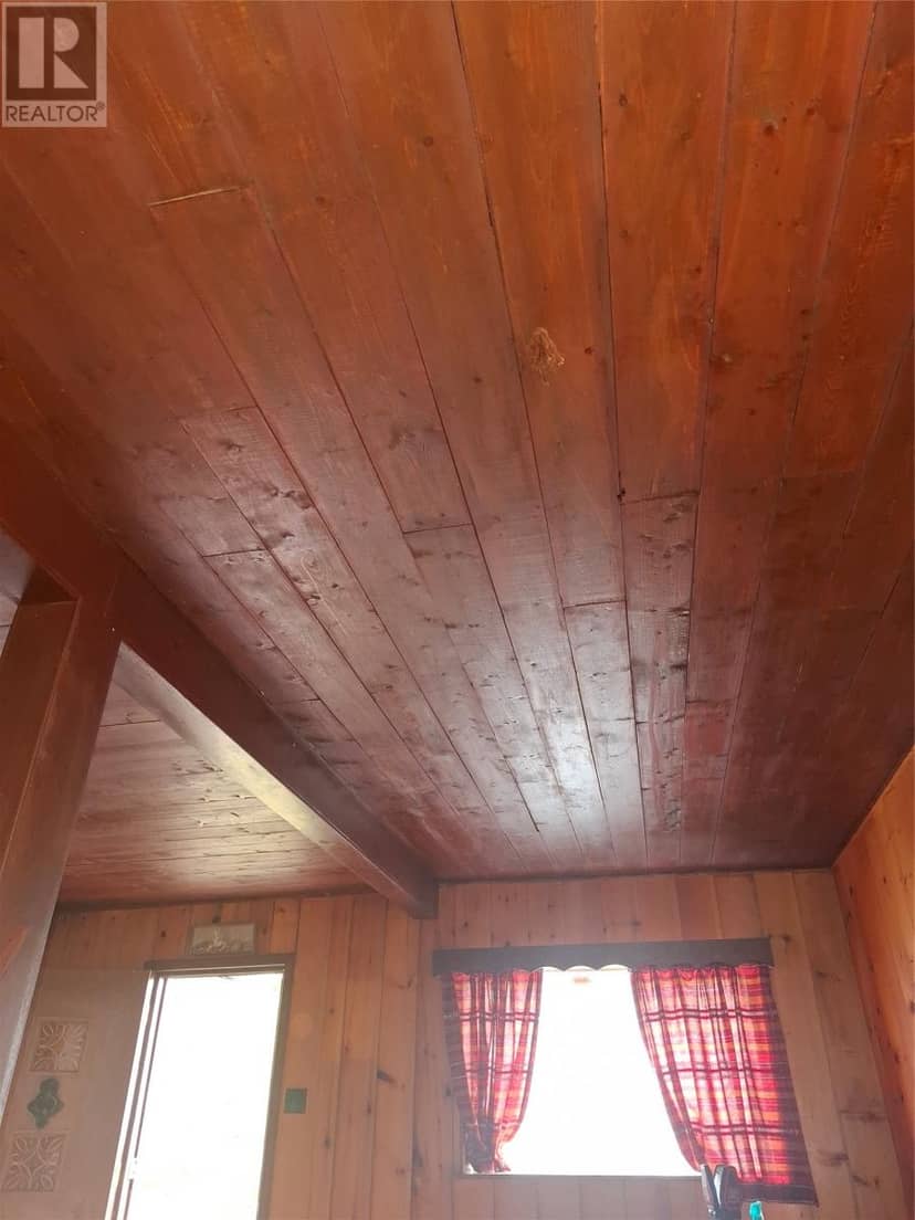 25 Chapel Hill Road, Deer Lake, photo 8