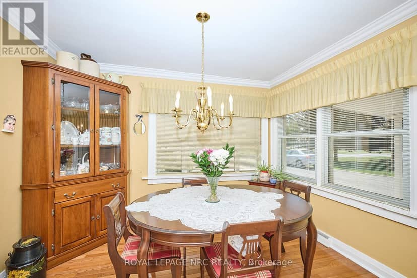 4013 Welland Street — photo 9 of 40