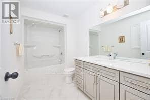 8 King Street — photo 16 of 28