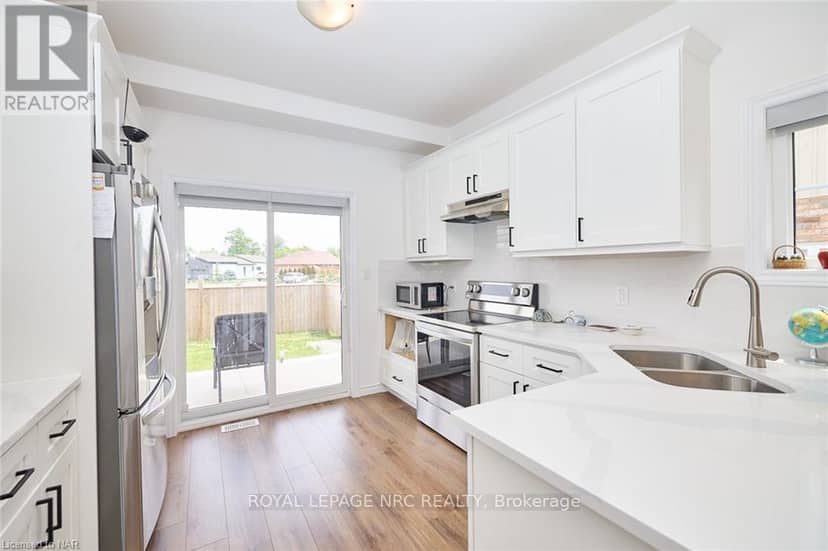 8 King Street, Fort Erie, photo 8