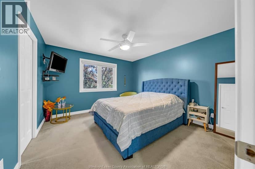 68 Wakefield AVENUE — photo 19 of 40