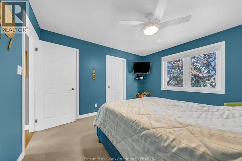 68 Wakefield AVENUE — photo 20 of 40