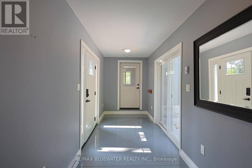 9994 Edward Street — photo 10 of 40