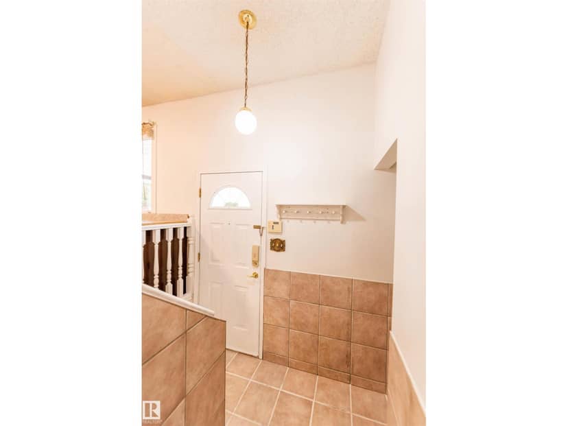 16524 116 ST NW — photo 30 of 40