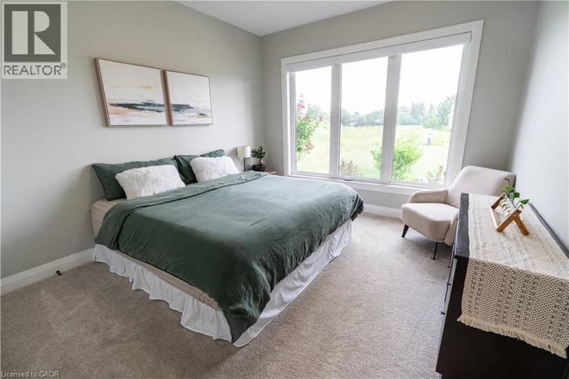 22 HUDSON Drive — photo 29 of 40