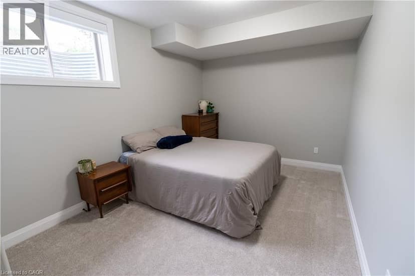 22 HUDSON Drive — photo 40 of 40