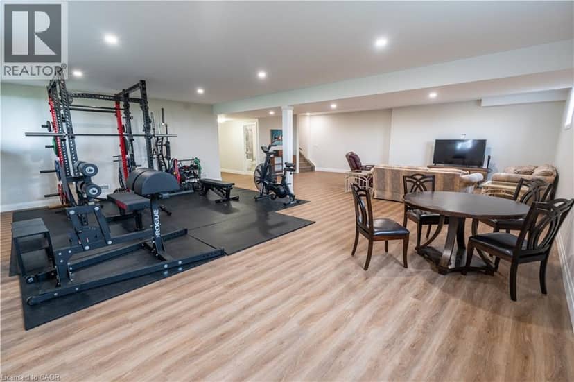 22 HUDSON Drive — photo 34 of 40