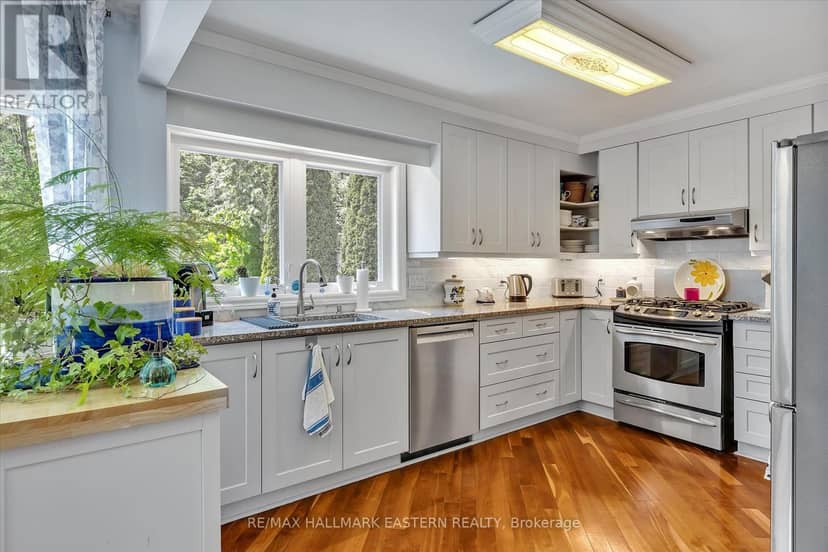959 Golfview Road — photo 9 of 40
