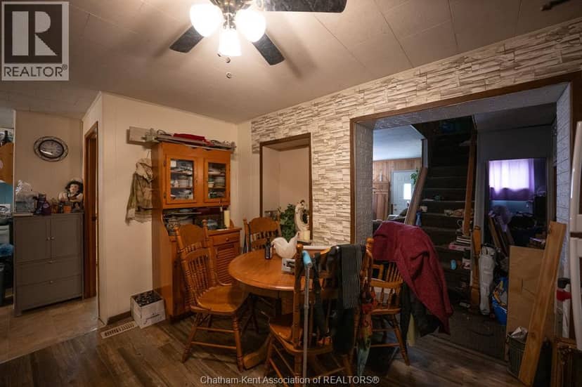 249 Victoria Street — photo 15 of 28