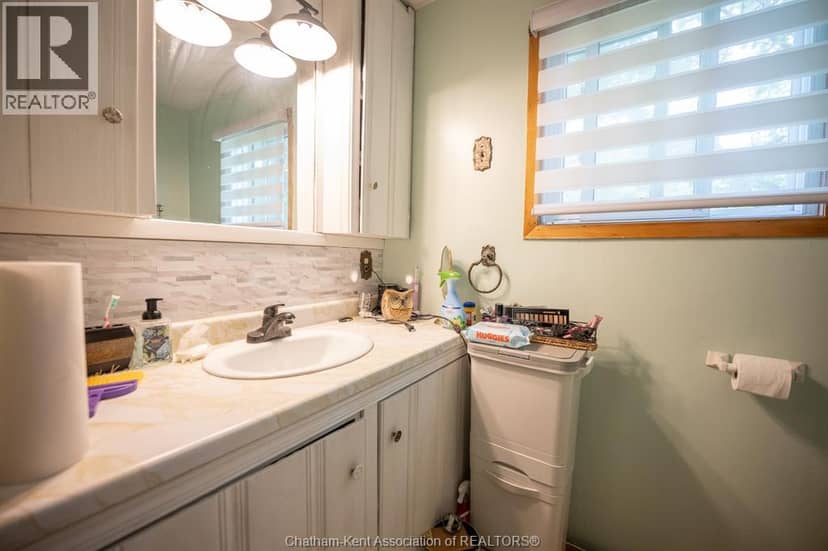 249 Victoria Street — photo 17 of 28
