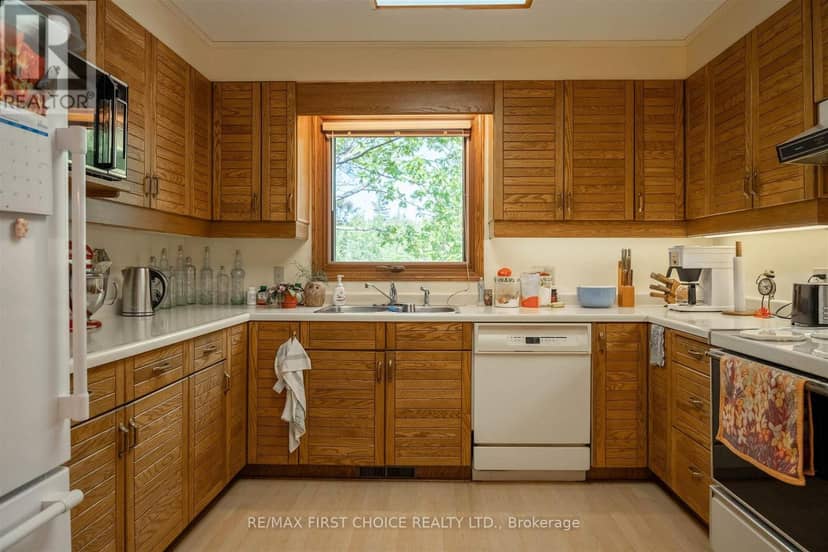 11A Lebrons Road — photo 13 of 40