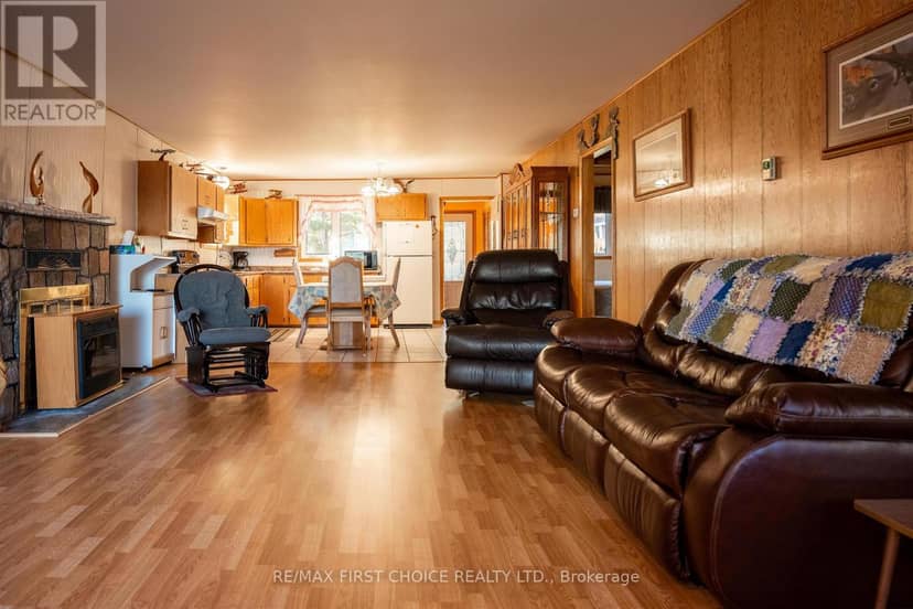 21 Tinker's Road — photo 12 of 40