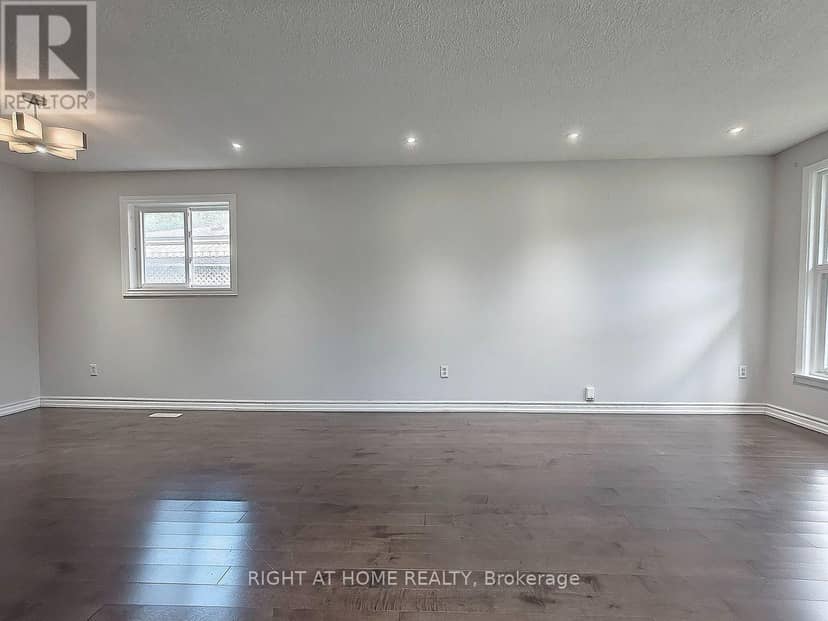 182 McNicoll Avenue, Toronto, photo 8