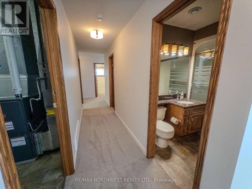 110 Lakeside Crescent — photo 31 of 40