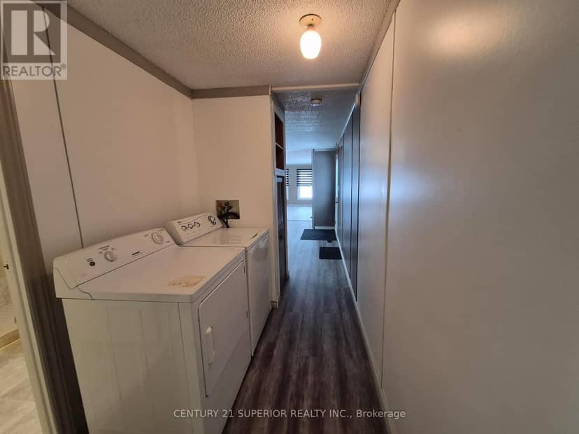 66 Jackson Crescent — photo 19 of 40