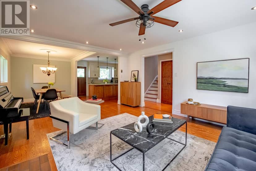 80 Centre Street, King, photo 7