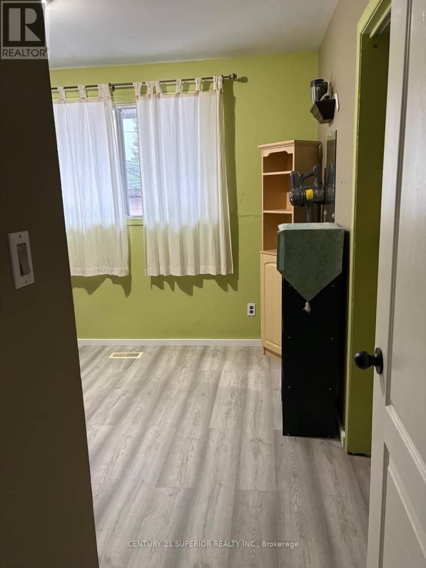 54 Redwing Ave — photo 20 of 26