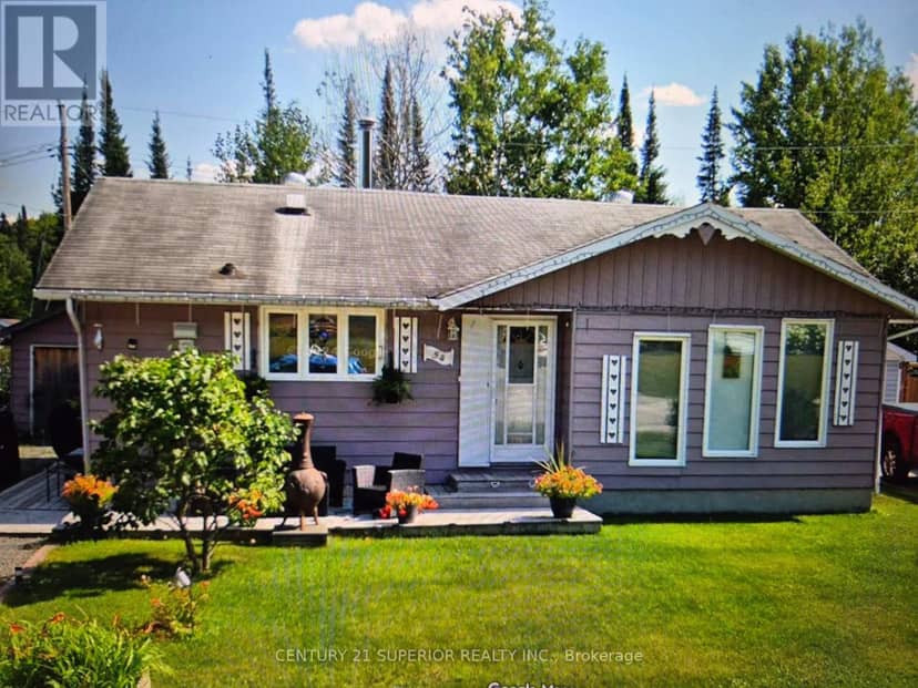 54 Redwing Ave, Manitouwadge, photo 3