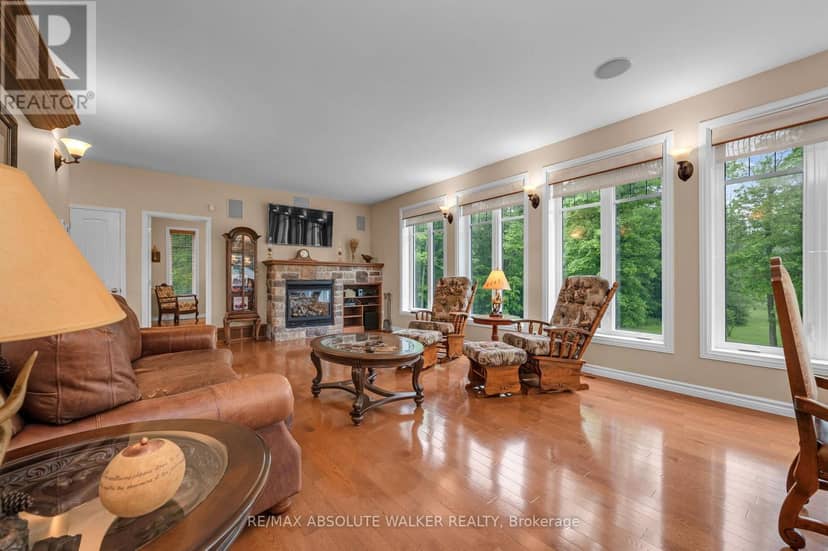 18668 Kenyon Concession 2 Road, North Glengarry, photo 4