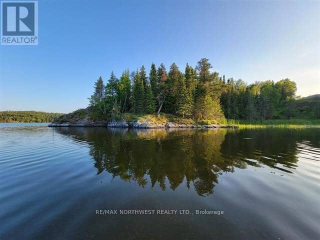 1319 Laurenson Lake — photo 1 of 22