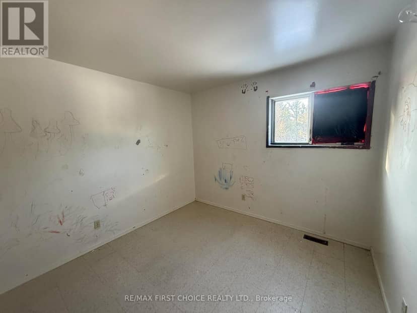14 Superior Avenue — photo 7 of 16