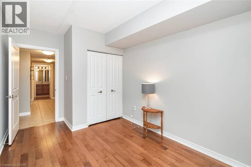 56 KERMAN Avenue Unit# 105 — photo 32 of 40