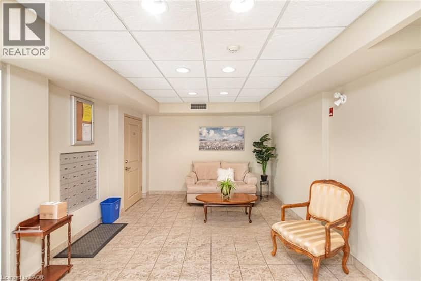 56 KERMAN Avenue Unit# 105, Grimsby, photo 7