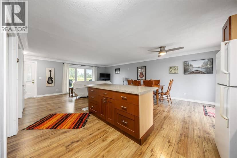 7882 + 7884 Rawlings Road — photo 18 of 40