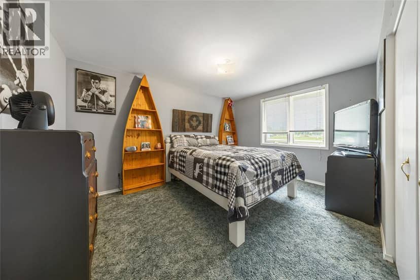 7882 + 7884 Rawlings Road — photo 32 of 40