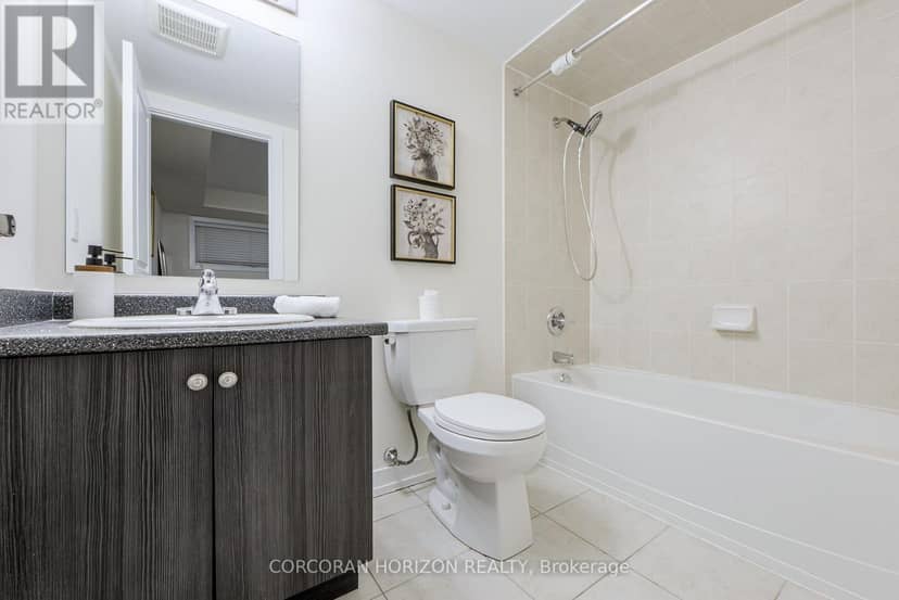 70 - 2315 Sheppard Avenue W — photo 26 of 28