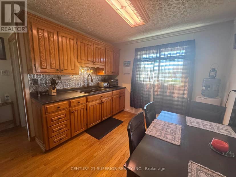 3 Falcon Drive, Manitouwadge, photo 7
