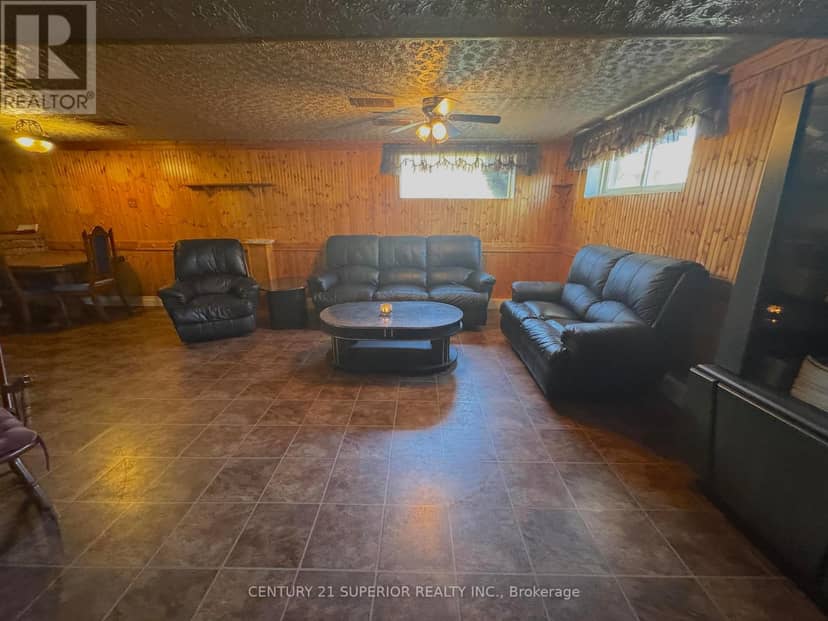 3 Falcon Drive — photo 18 of 34