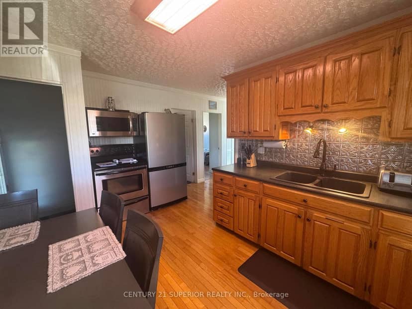 3 Falcon Drive, Manitouwadge, photo 8