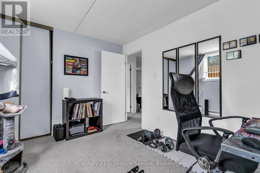 202 - 50 Campbell Court — photo 15 of 20