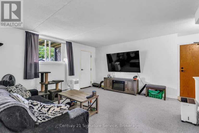 202 - 50 Campbell Court — photo 8 of 20