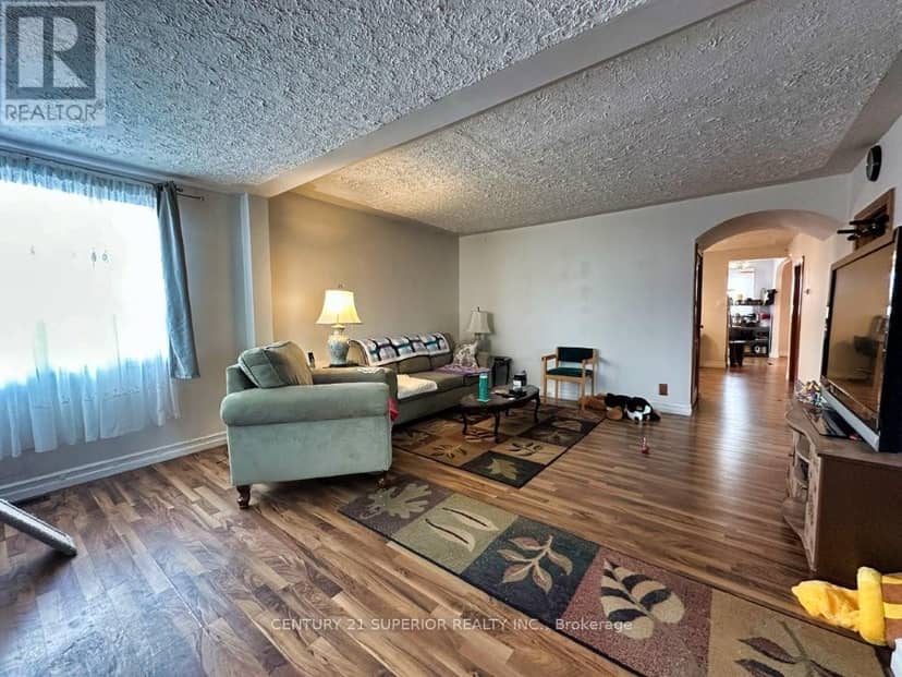 209 Walker Street, Schreiber, photo 6