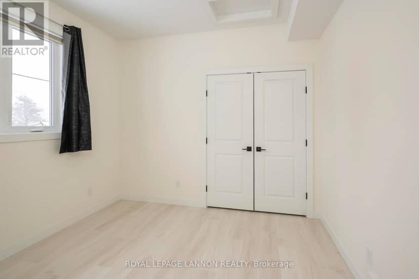 401 Empire Avenue — photo 19 of 37