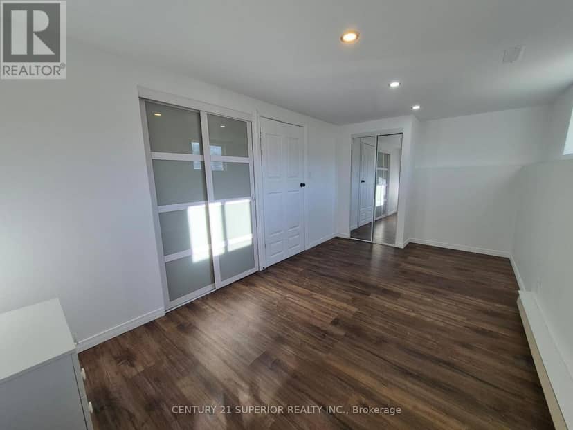59 Hemlo Drive — photo 33 of 40