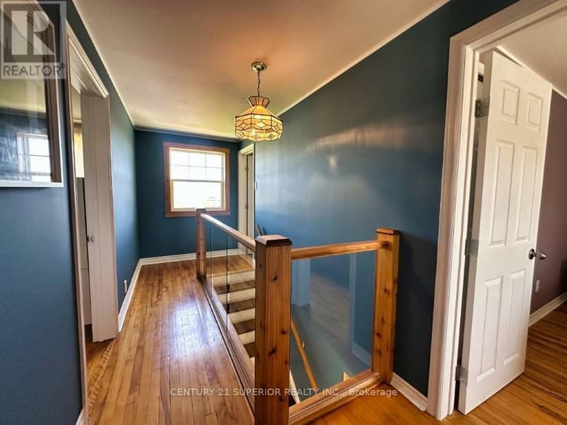 25 Timmins Street — photo 15 of 40