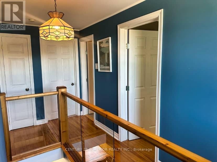 25 Timmins Street — photo 16 of 40