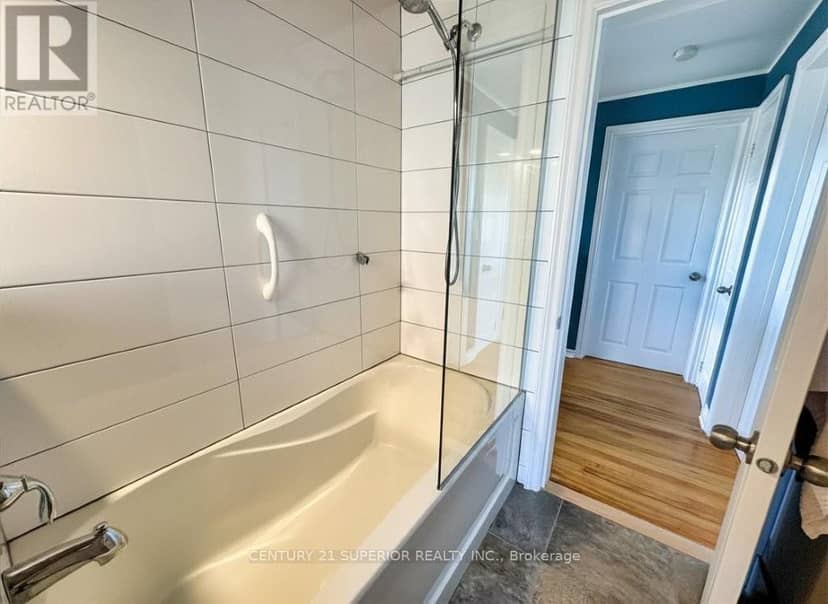 25 Timmins Street — photo 23 of 40