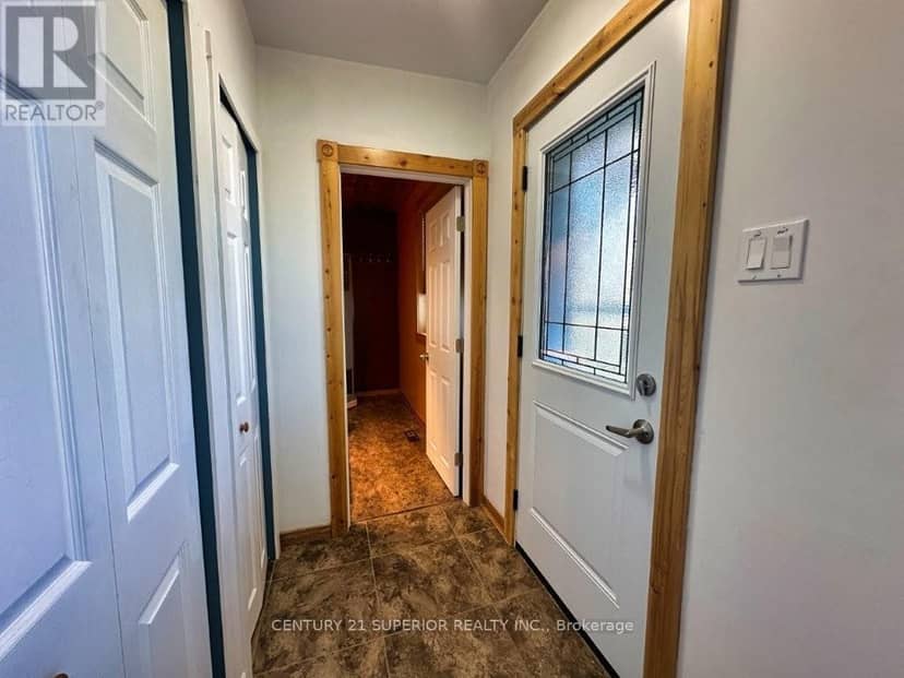 25 Timmins Street — photo 35 of 40