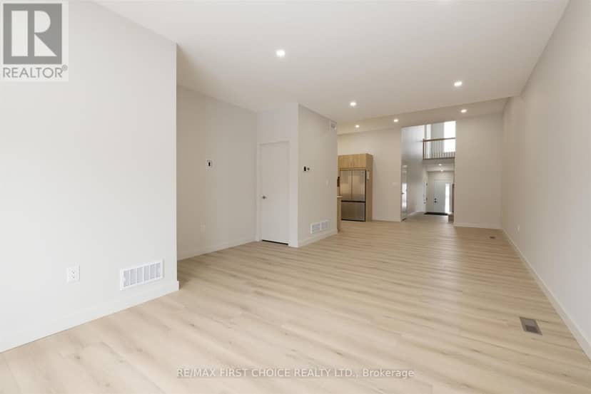 832 Weiler Boulevard — photo 12 of 31
