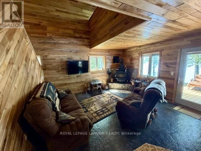 16 Maniwaki Lane — photo 4 of 37